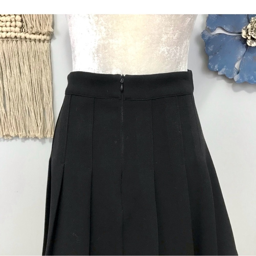 Shilla the Label black evolution pin tuck skirt - Picture 3 of 7
